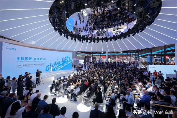 上汽破殼重生，一路向“新”而行