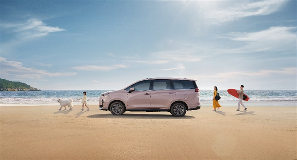 全球唯一10萬(wàn)級(jí)混動(dòng)MPV——上汽大通 G50 混動(dòng)上市，售價(jià)13.98萬(wàn)起