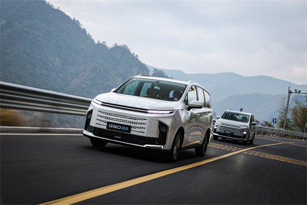 全球唯一10萬(wàn)級(jí)混動(dòng)MPV——上汽大通 G50 混動(dòng)上市，售價(jià)13.98萬(wàn)起